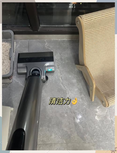 洗地机vs扫地机,谁更实用?